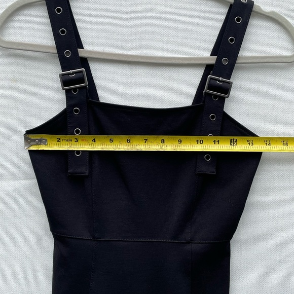 Dress - Picture 4 of 6